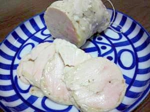 鶏ムネ肉で作るお手頃価格の簡単　鶏ハム